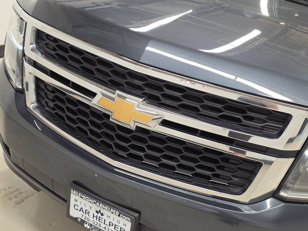 Used 2019 Chevrolet Suburban LT AWD/4WD image 47