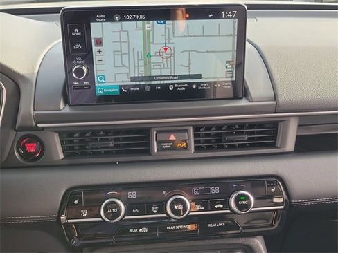 New 2025 Honda Pilot Touring image 27