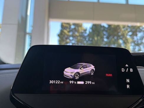 Certified 2023 Volkswagen ID.4 Pro RWD image 18