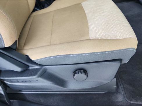 Used 2023 Ford F150 XLT image 22