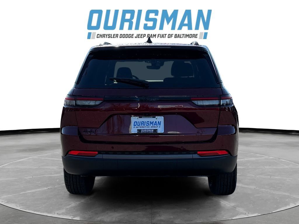 New 2026 Jeep Grand Cherokee Altitude AWD/4WD image 5