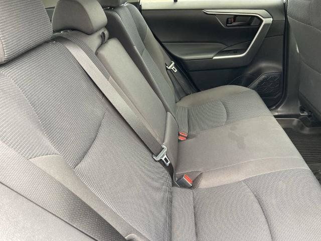 Used 2024 Toyota RAV4 LE AWD/4WD image 21