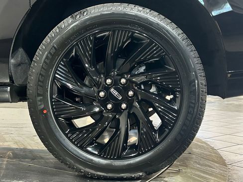 New 2026 Lincoln Navigator L Reserve AWD/4WD image 24