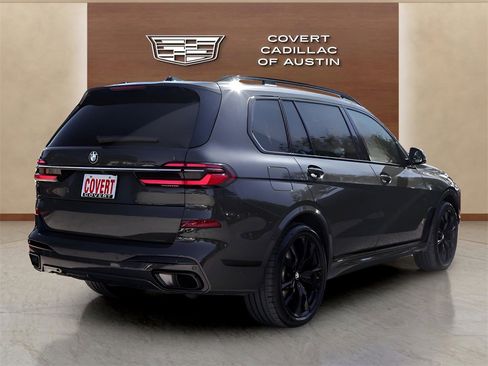 Used 2023 BMW X7 xDrive40i w/ Executive Package image 4