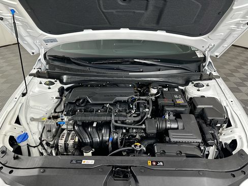Used 2025 Hyundai Elantra Sport image 31