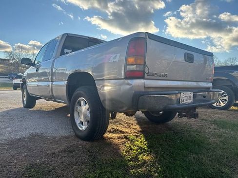 Used 2005 GMC Sierra 1500 SLE w/ Safe And Sound Package image 2