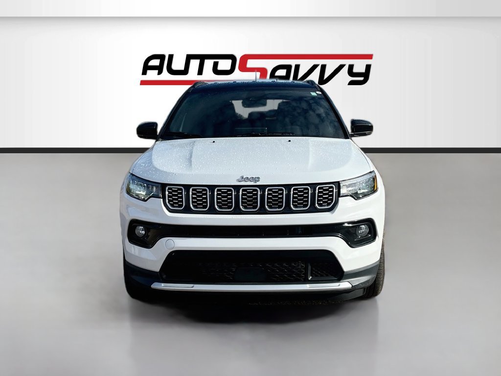 Used 2025 Jeep Compass Limited AWD/4WD image 2