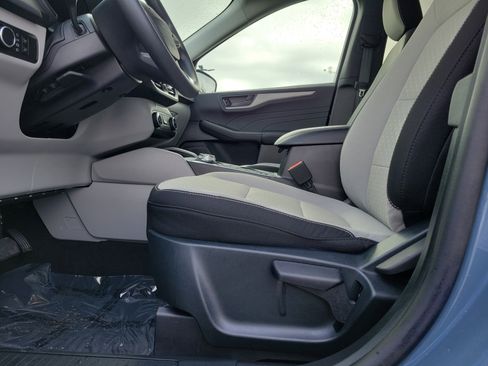 Used 2025 Ford Escape Active image 16