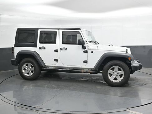 Used 2016 Jeep Wrangler Unlimited Sport w/ Quick Order Package 24S AWD/4WD image 3