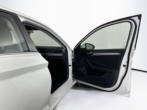 Used 2024 Volkswagen Jetta S FWD image 30