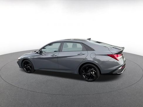 Used 2026 Hyundai Elantra Sport FWD image 10