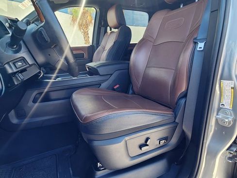 Used 2022 RAM 3500 Limited image 10