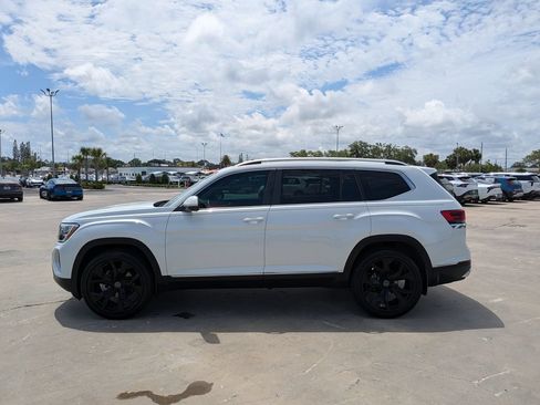 Used 2024 Volkswagen Atlas SEL AWD/4WD image 5