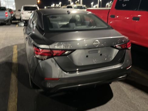 Used 2024 Nissan Sentra SV image 10