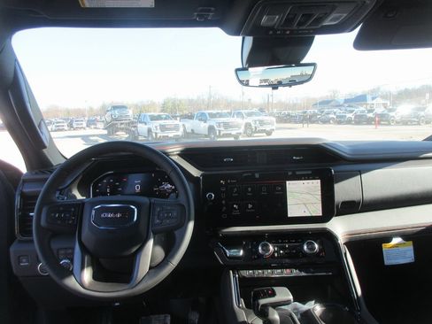 New 2026 GMC Sierra 1500 AT4 w/ AT4 Premium Package image 17