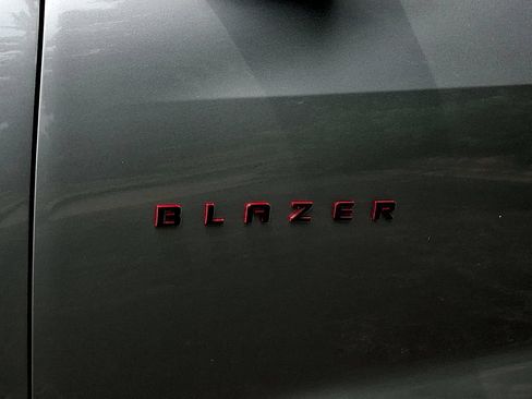 Used 2023 Chevrolet Blazer LT AWD/4WD image 7