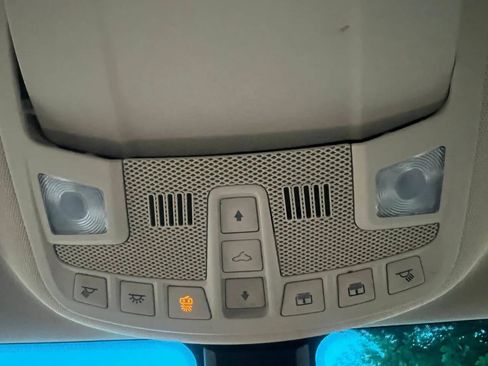 Used 2016 Lincoln MKX Reserve w/ Driver Assistance Package image 20