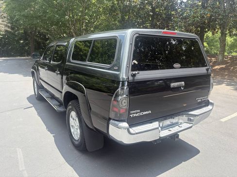 Used 2007 Toyota Tacoma PreRunner RWD image 9