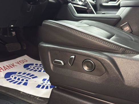 Used 2024 GMC Sierra 2500 Denali w/ Technology Package image 11