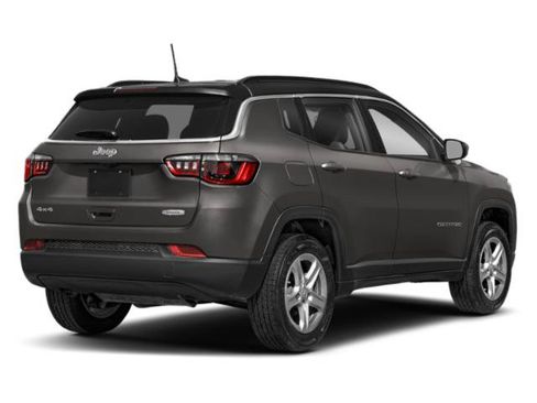 Certified 2023 Jeep Compass Limited w/ Elite Group AWD/4WD image 3