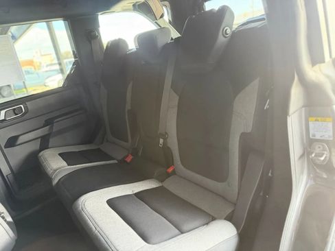 Used 2025 Ford Bronco Big Bend AWD/4WD image 16