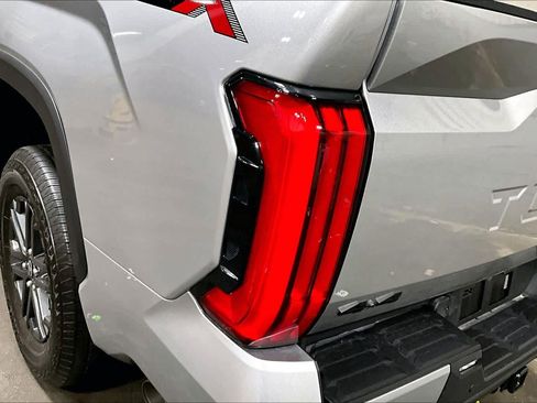 Certified 2025 Toyota Tundra SR5 w/ SR5 Convenience Package AWD/4WD image 29