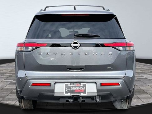 New 2026 Nissan Pathfinder SL w/ SL Premium Package FWD image 4
