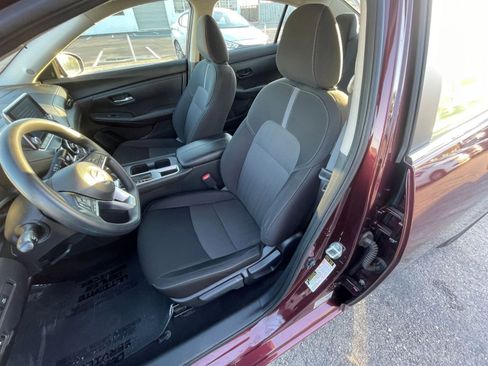 Used 2025 Nissan Sentra SV image 36