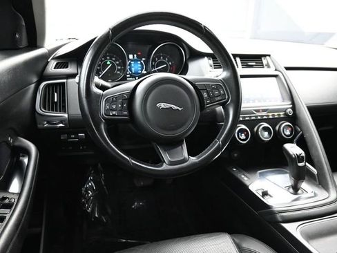 Used 2018 Jaguar E-PACE S image 17