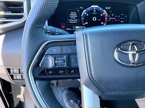 Used 2026 Toyota Tundra Platinum image 22