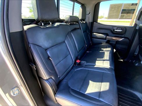 Used 2020 Chevrolet Silverado 1500 LT Trail Boss image 19