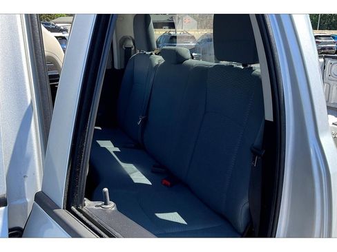 Used 2016 RAM 1500 ST w/ SXT Appearance Group image 27