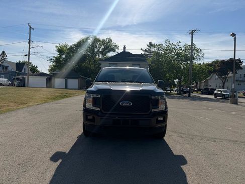 Used 2019 Ford F150 XL w/ Equipment Group 101A Mid AWD/4WD image 2