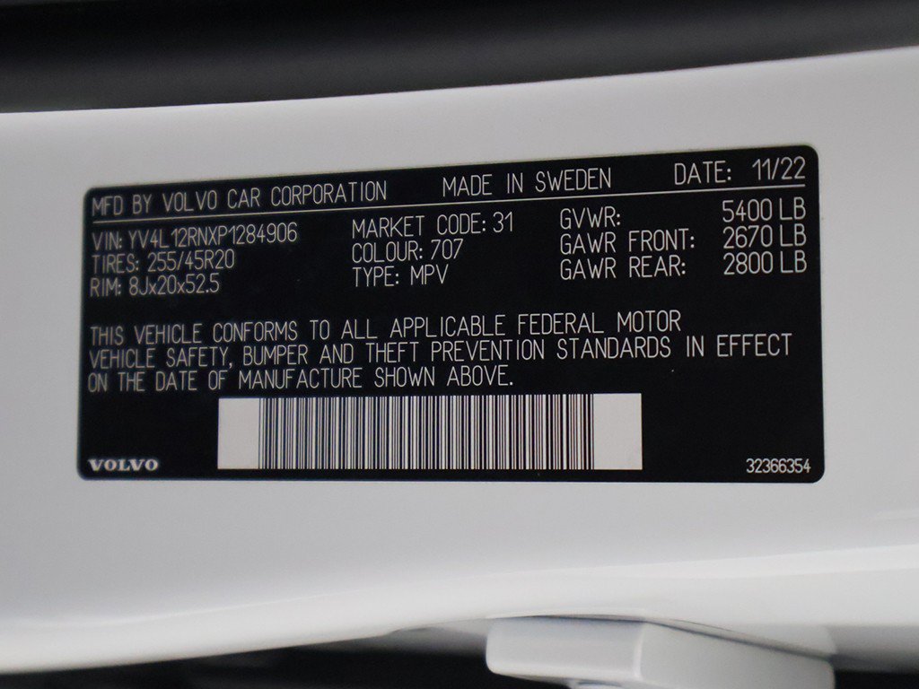 Used 2023 Volvo XC60 B5 Plus w/ Climate Package AWD/4WD image 58