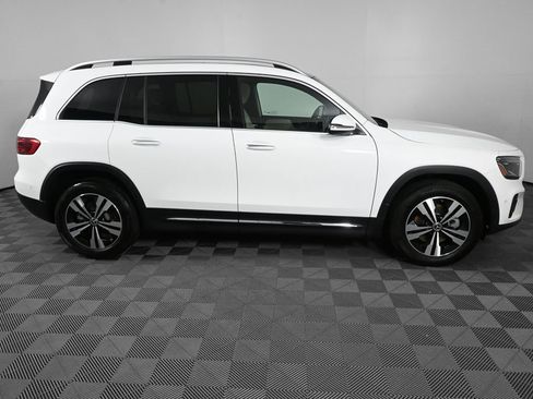 Used 2025 Mercedes-Benz GLB 250 image 26