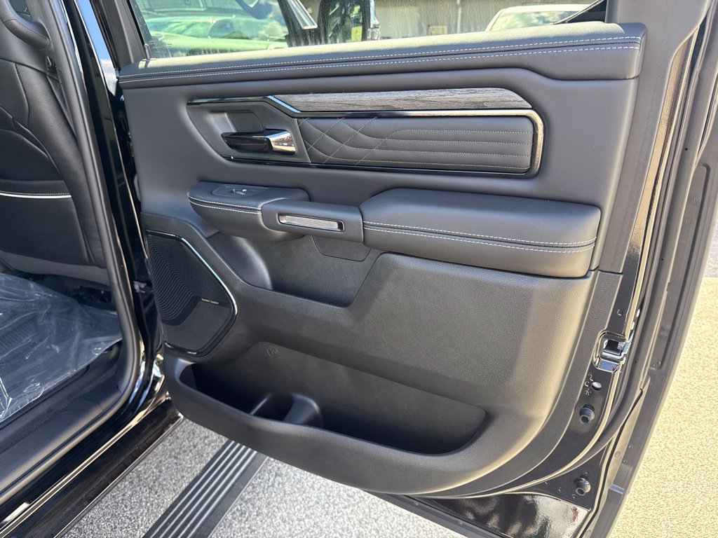 New 2027 RAM 1500 Limited AWD/4WD image 27
