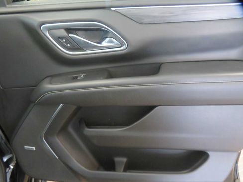 Used 2021 GMC Yukon XL SLT RWD image 28