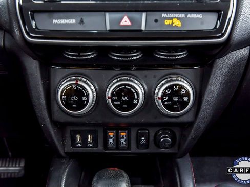 Used 2022 Mitsubishi Outlander Sport SE image 21