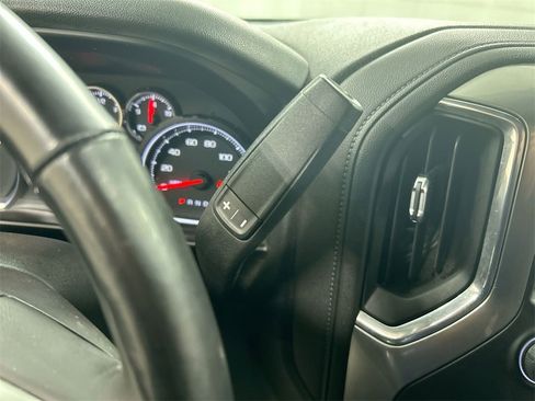 Used 2019 Chevrolet Silverado 1500 RST image 17