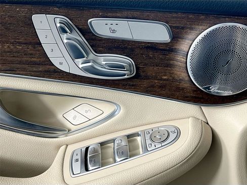 Certified 2020 Mercedes-Benz GLC 300 4MATIC image 19