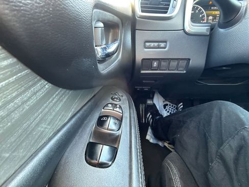 Used 2017 Nissan Murano S w/ Navigation Package image 22