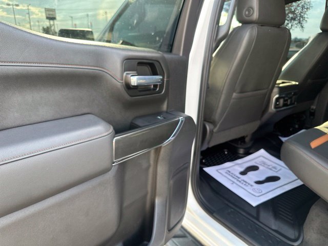 Used 2021 GMC Sierra 1500 AT4 w/ AT4 Premium Package AWD/4WD image 32