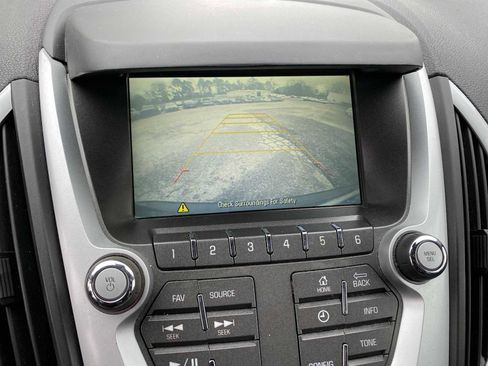 Used 2017 GMC Terrain SLE image 23