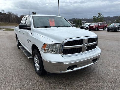 Used 2019 RAM 1500 Classic SLT image 6