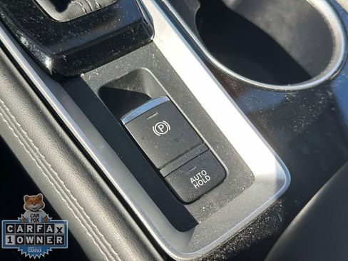 Used 2025 Nissan Altima 2.5 SL AWD/4WD image 32