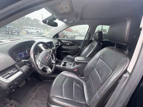 Used 2020 GMC Terrain SLT w/ Preferred Package image 12