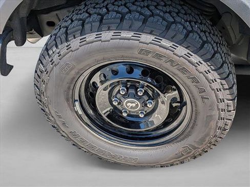 Used 2025 Ford Bronco 4-Door AWD/4WD image 8