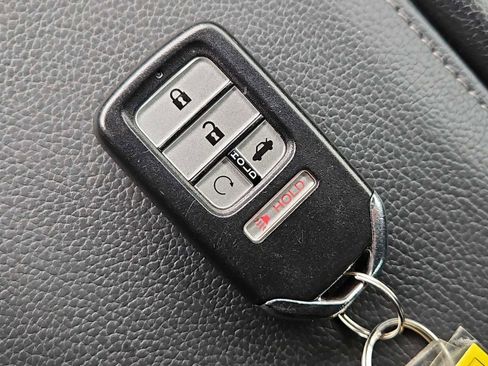 Used 2019 Honda Civic Sport image 30