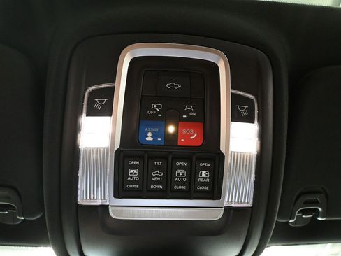 Used 2023 RAM 1500 Limited image 34