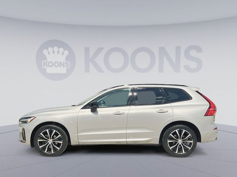 Used 2023 Volvo XC60 B5 Plus w/ Protection Package Premier AWD/4WD image 13